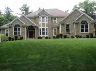 796 Old Smithfield Rd, North Smithfield, RI 02896