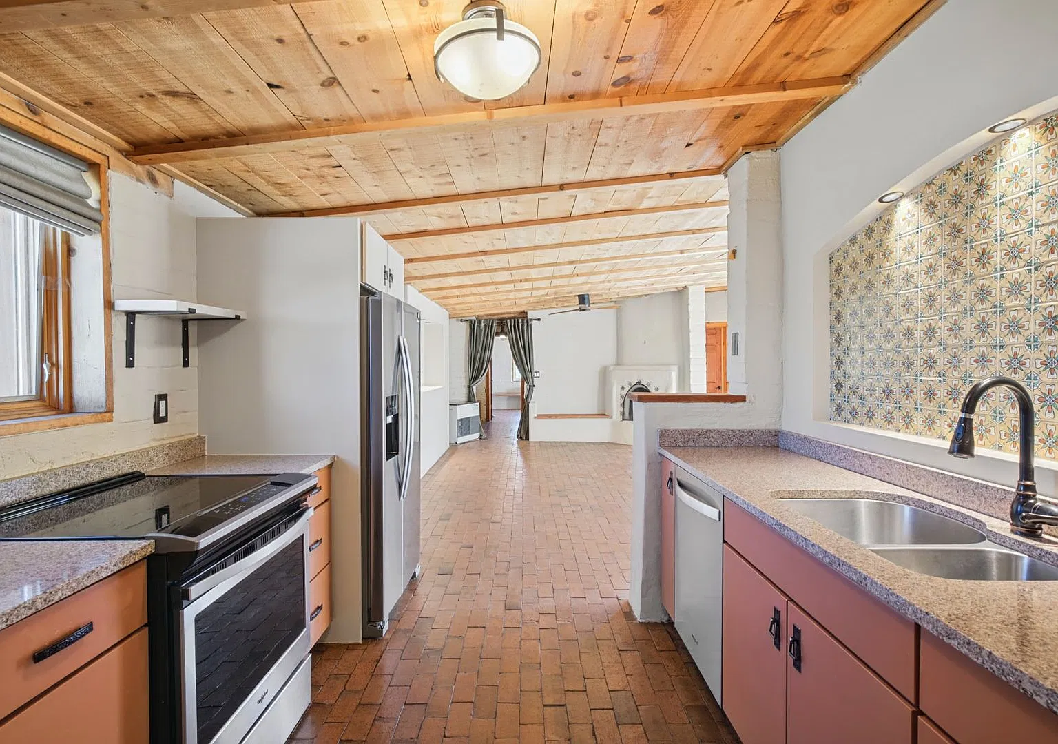 28 Alondra Road — Photo 1