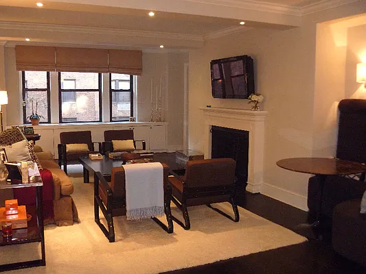 Sold by Sotheby's International Realty | media 7