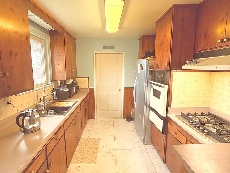 1109 W Pine Ave — Photo 11