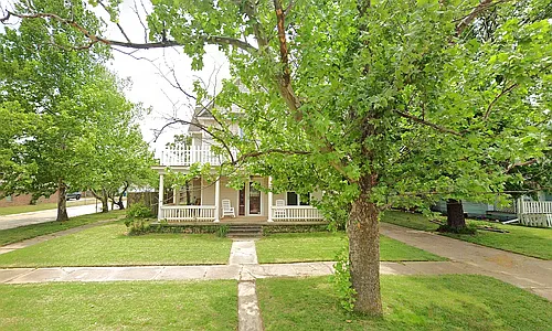 230 E Lincoln Ave #1 Photo 1