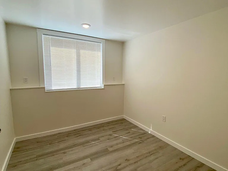 710 Central Ave #E — Photo 8