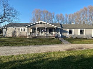 2480 N 2050 East Rd, Bethany, IL 61914