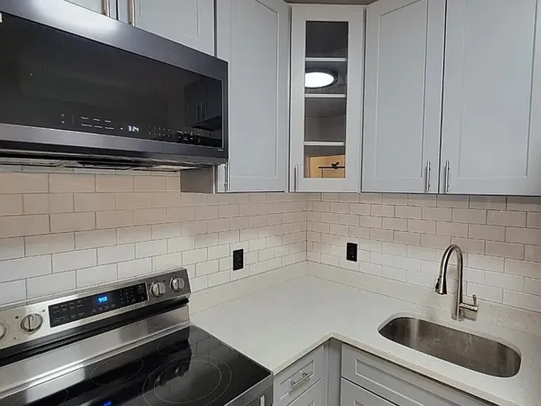 406 E 120th St #3 — Photo 4