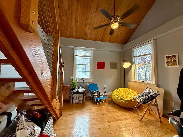 405 Benefit St #2R — Photo 3