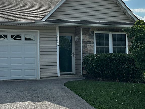 3rd image of 1643 Wood Song Ln