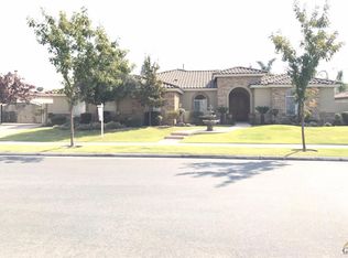 10611 Gainsborough Ct, Bakersfield, CA