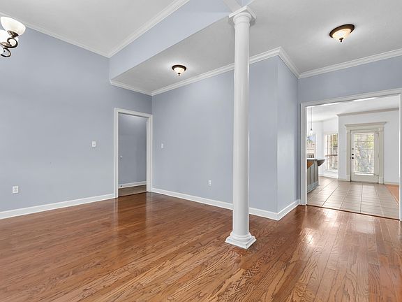 4th image of 2840 Stone Wood Dr