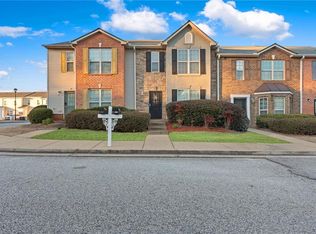 4415 Pinscher St, Union City, GA 30291