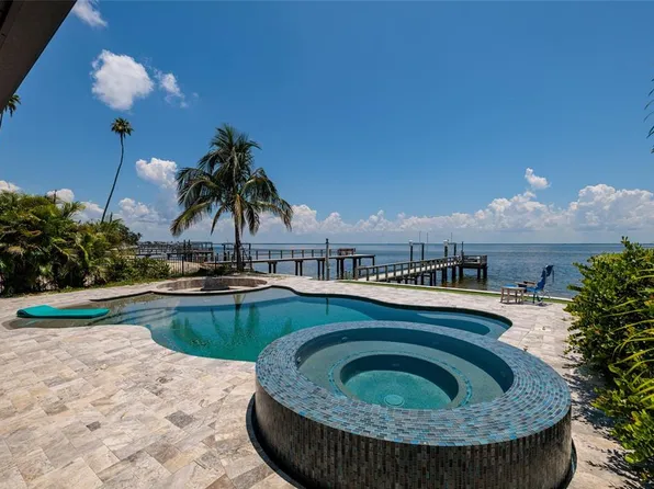 3319 Bayshore Blvd NE, Saint Petersburg, FL 33703