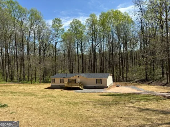 218 Sol Dr, Commerce, GA 30529