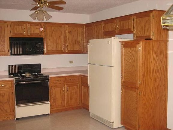 5th image of 1574 Tall Grass Ct