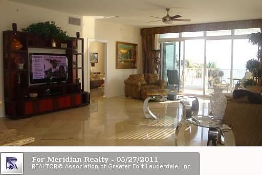 3rd image of 701 SE 21st Ave APT 309