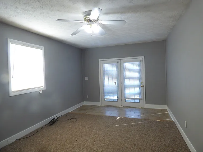 372 Redding Rd #A — Photo 9