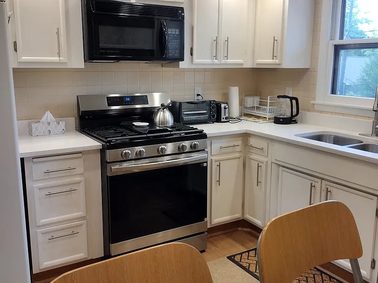 3210 Vista Ter — Photo 13