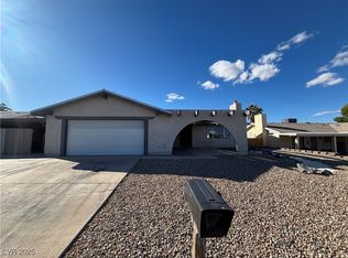 615 Hidden Valley Dr, Henderson, NV 89002