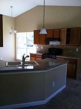 4th image of 8405 Hollowbrook Dr