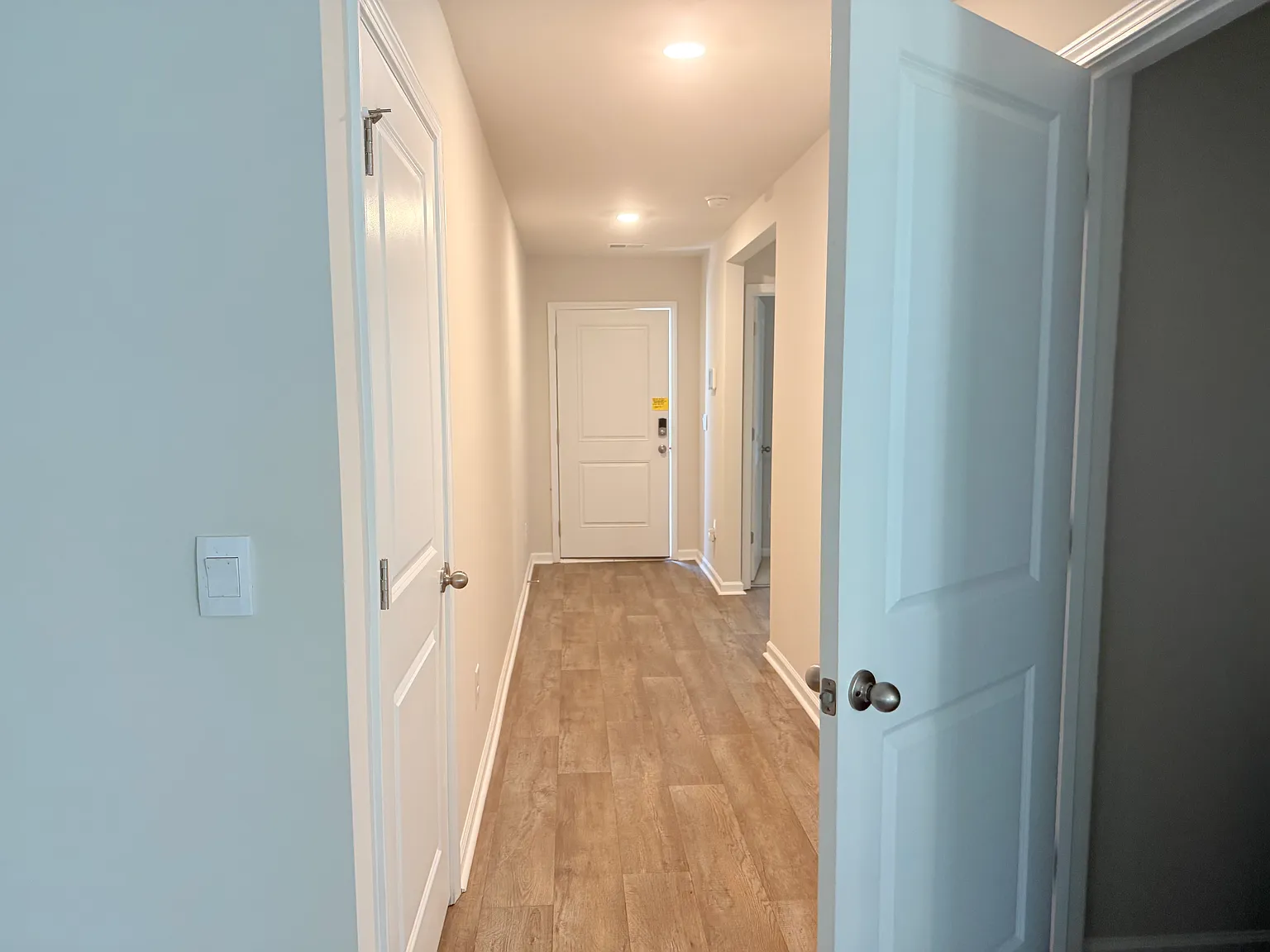3 bed, 1475 sqft, $2,000 — Photo 4