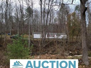 2743 Max Creek Rd, Hiwassee, VA 24347