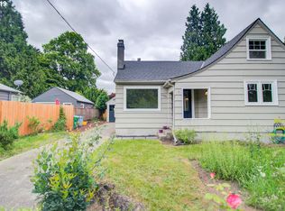 4002 SE Tibbetts St, Portland, OR 97202