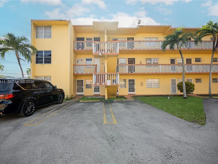 1551 NE Miami Gardens Dr #225 — Photo 22