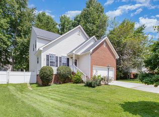 2313 Horizon Hike Ct, Raleigh, NC 27609