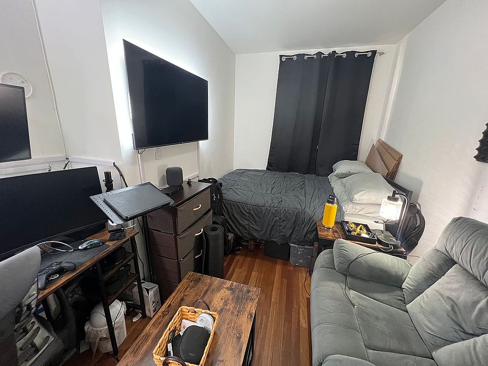 1st image of 94 Orchard St APT 3D