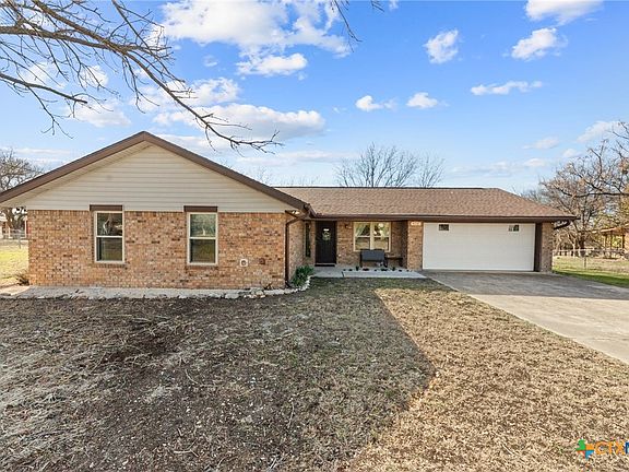 2nd image of 4116 Lakecliff Dr