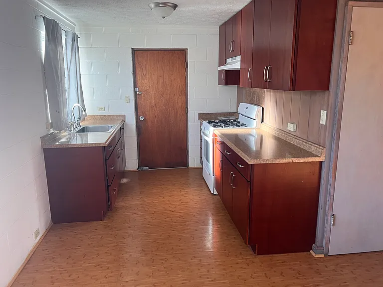 1448 Keeaumoku St — Photo 15