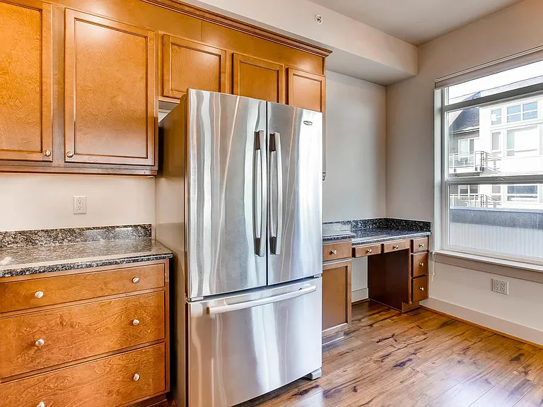 7800 SE 27th St #305 — Photo 13