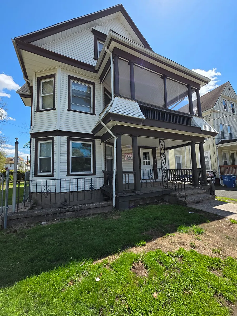 Building Photo - 269 Norton St #A3