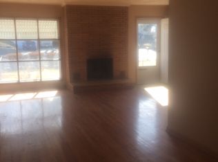 5814 Grover St, Omaha, NE 68106