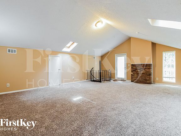 3rd image of 2231 Scotty Cir