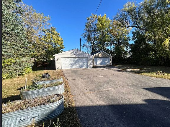 5th image of 715 E Center St #A