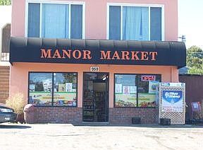 2nd image of 959 Manor Rd