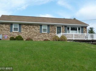 12025 Gearhart Rd, Greencastle, PA 17225