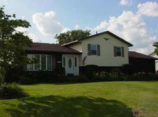 8179 Sapphire Ave NE, Canton, OH 44721