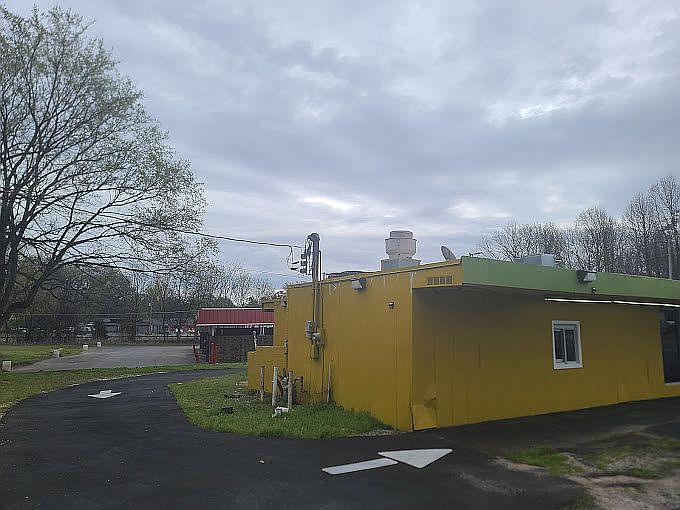 2nd image of 630 E Raines Rd