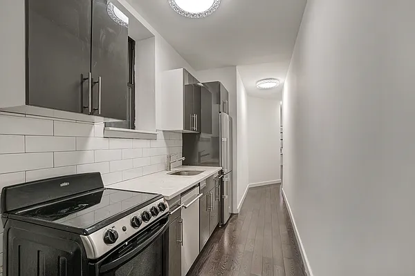 Rented by Creed Realty Group | media 4