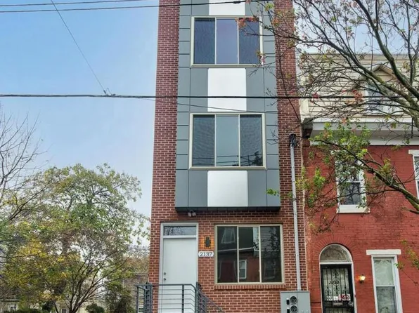 2137 N Franklin St, Philadelphia, PA 19122