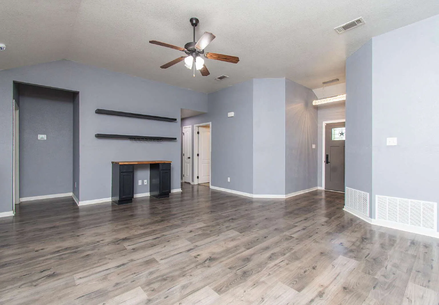 4 bed, 2.0 bath, 1541 sqft, $1,550 — Photo 4
