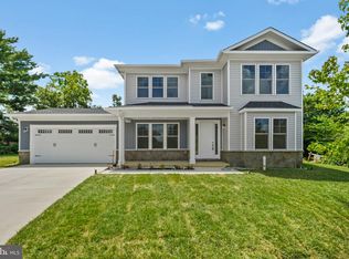 8540 Woodlawn Ct, Alexandria, VA