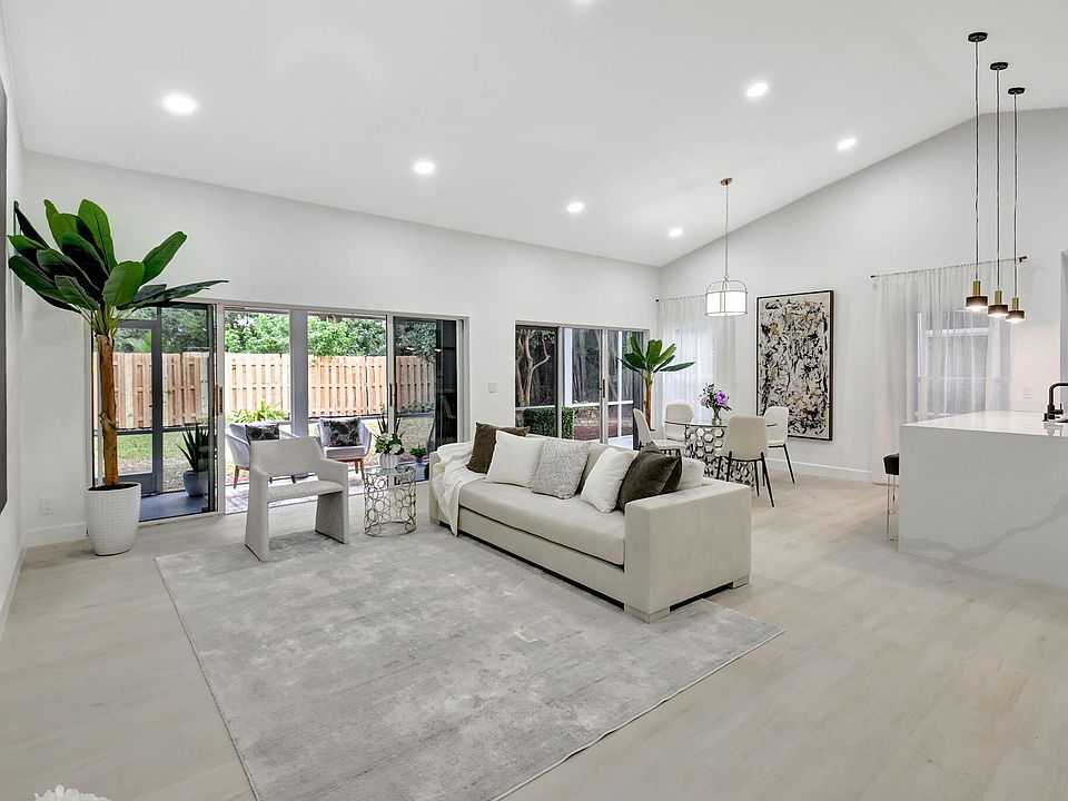 1st image of 941 Greensward Lane