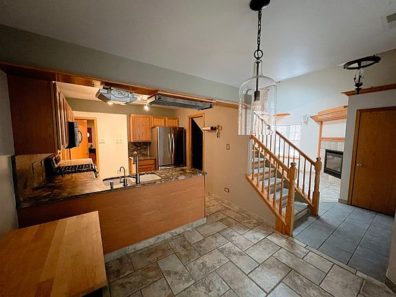 2nd image of 951 Elderberry Cir