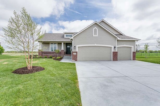 1st image of 1360 N Countrywalk Ct