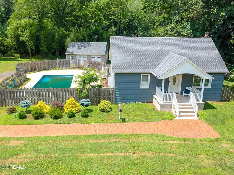 65 Hurleys Ln — Photo 37