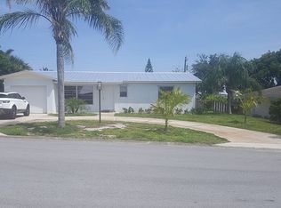 7444 SE James St, Hobe Sound, FL 33455