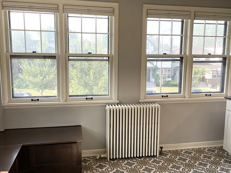 833 Grand Apartments — Photo 9