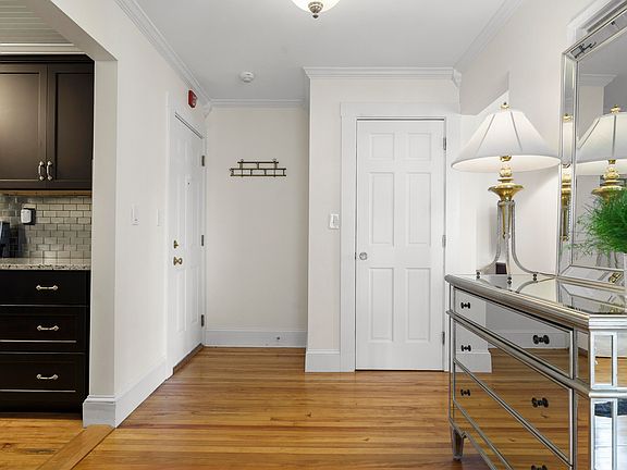 5th image of 197 Pine Street #45