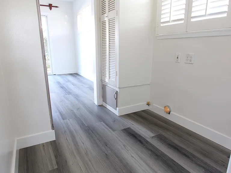8028 Paso Robles Ave — Photo 14